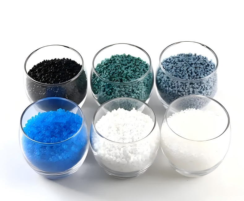 Produsele din materiale TPE cu duritate ridicată se albesc mai ușor? Duritatea materialului este legată de albire?